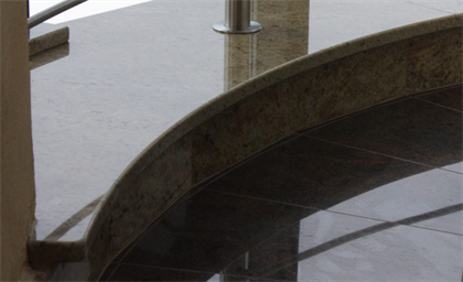 parapety zewnętrzne